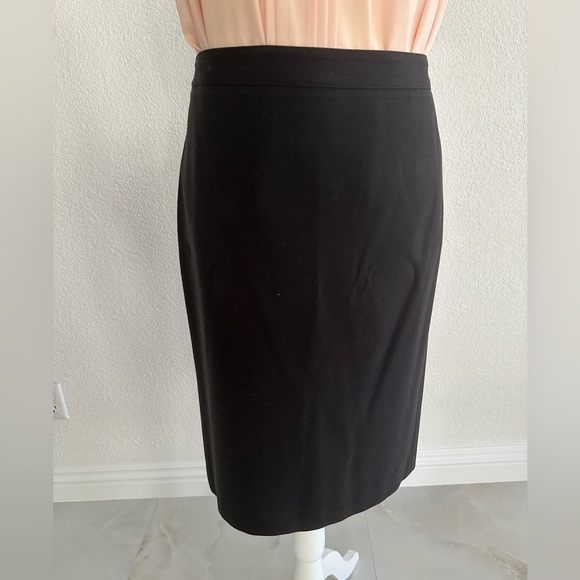 Moda International Classic Black Pencil Skirt - Picture 5 of 5